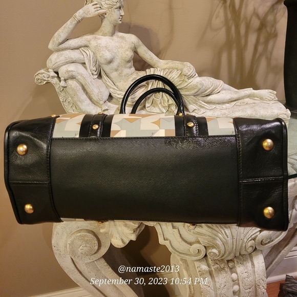 L.A.M.B. by Gwen SBelmond Geometric Tote Shoulder Bag Crossbody Luxury #534 - Picture 8 of 15